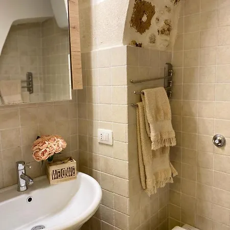 Lata Luxury * Brindisi