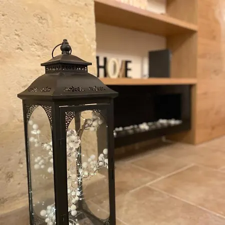 Lata Luxury Brindisi