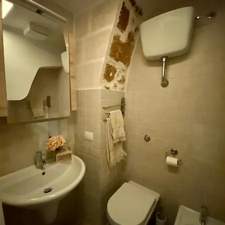 Lata Luxury * Brindisi